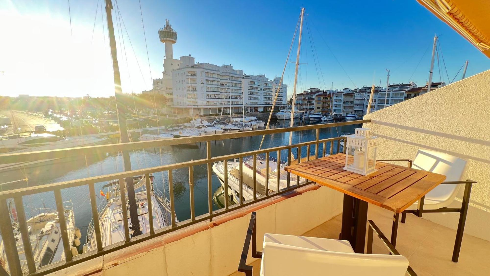 Estudio Frente Al Canal Con Terraza Empuriabrava Exterior photo